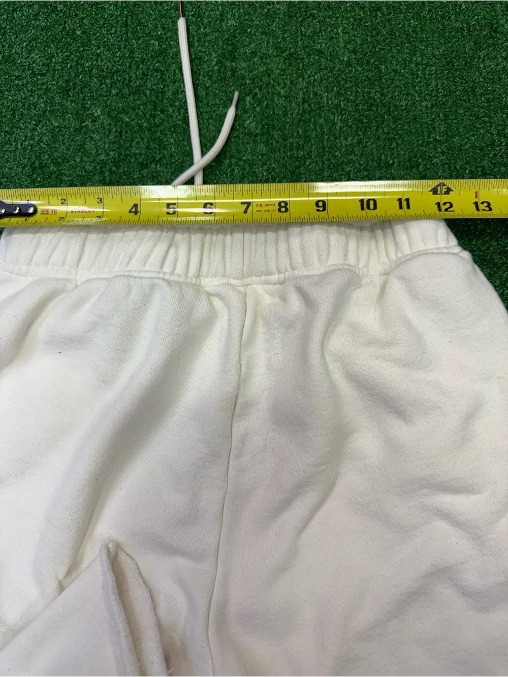 Boys Lie Sweatpants Women’s Size Small White Baggy Wide Leg Cupid